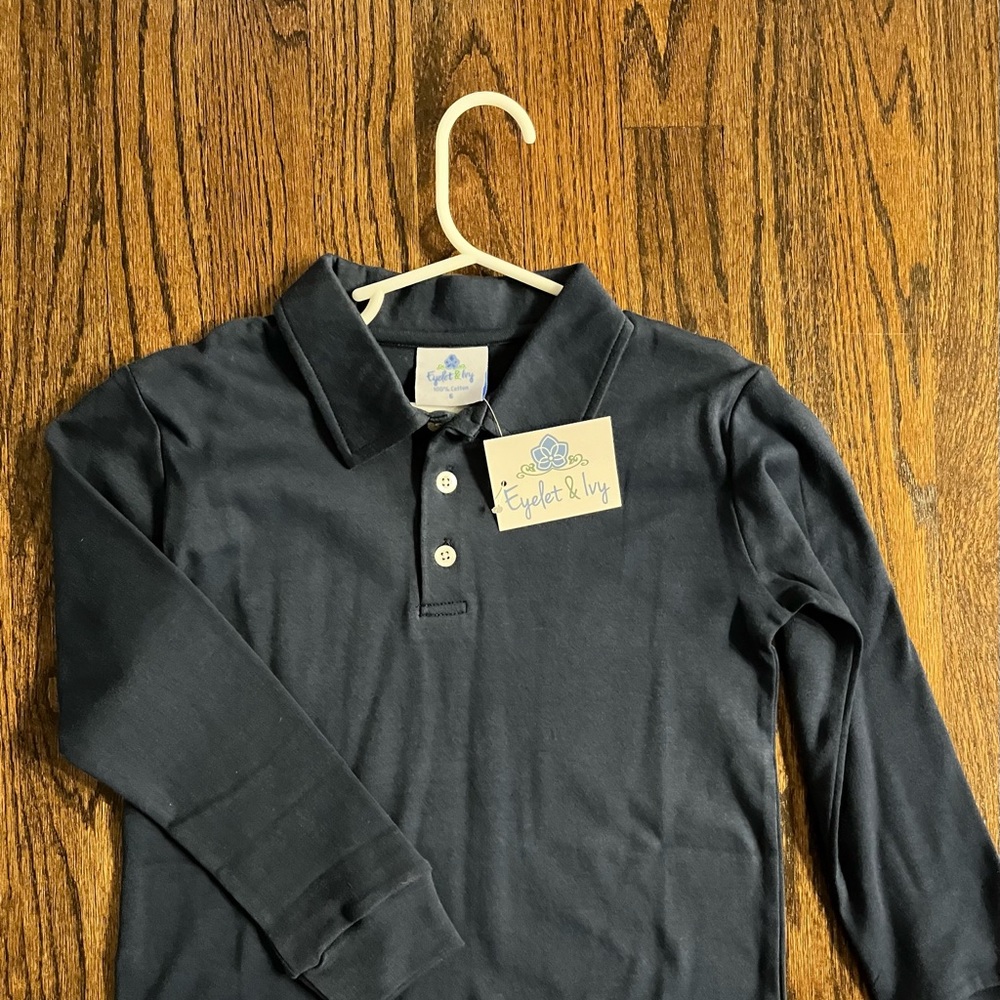 NWT EYELET AND IVY navy long sleeve size 6